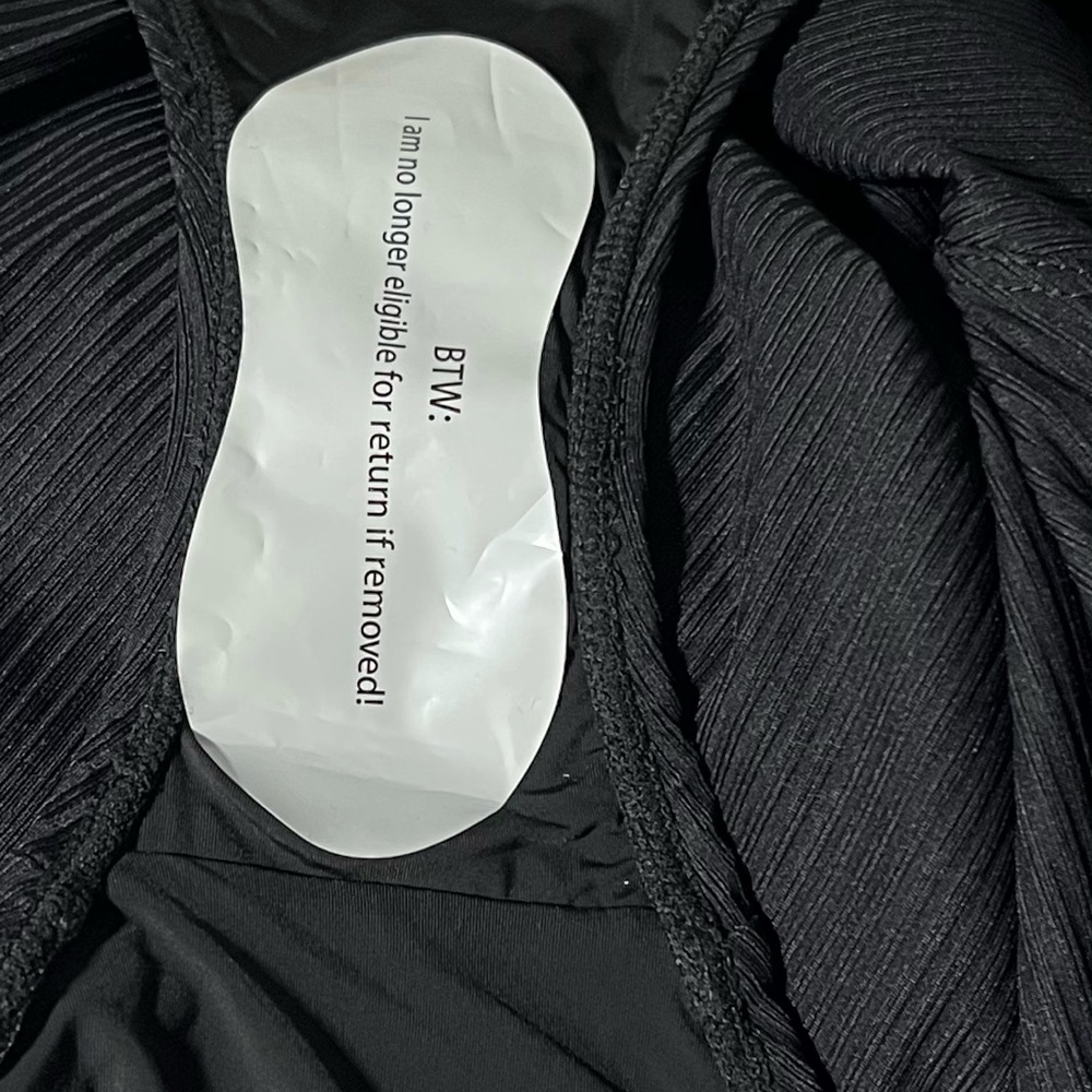 NEW Andie The Malibu One Piece Swimsuit in Black Sz Large - Picture 6 of 6